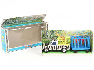 Lot 98 - BLUE-BOX (SINGAPOUR) (1)