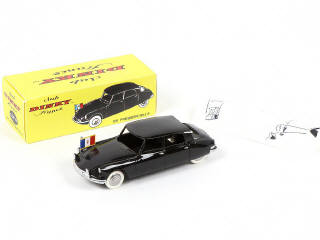 Lot 142 - CLUB DINKY FRANCE (1)