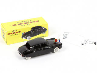 Lot 142 - CLUB DINKY FRANCE (1)