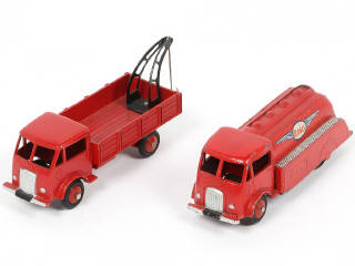 Lot 267 - DINKY TOYS (FRANCE) (2)