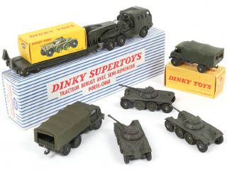 Lot 290 - DIVERS (6)
