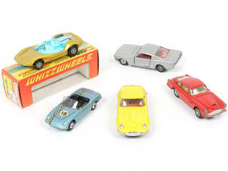 Lot 137 - CORGI TOYS (GB) (5)