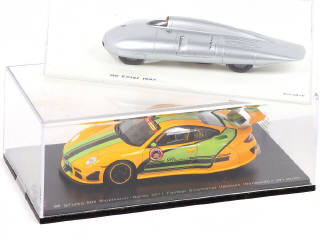 Lot 117 - BIZARRE (MACAU) (2)