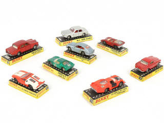 Lot 239 - DINKY TOYS (GB) (8)