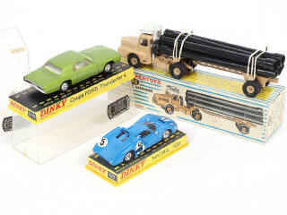 Lot 261 - DINKY TOYS (FRANCE) (3)