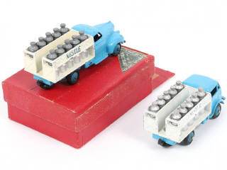 Lot 266 - DINKY TOYS (FRANCE) (2)
