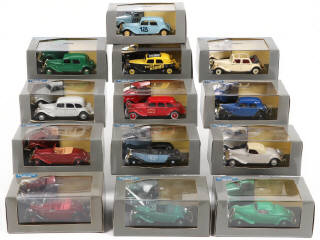 Lot 294 - EDITIONS ATLAS (FRANCE) (13)