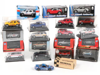 Lot 304 - DIVERS (20)