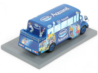 Lot 265 - DIVERS (1)