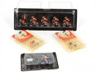 Lot 271 - DIVERS (15)