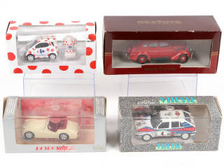 Lot 300 - DIVERS (12)