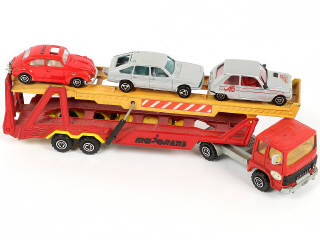 Lot 123 - MAJORETTE (FRANCE) (4)