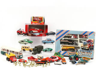 Lot 307 - DIVERS (50)