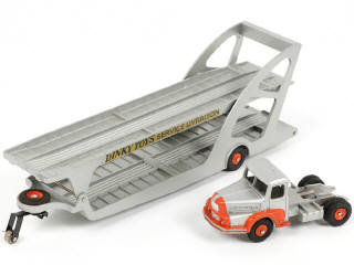 Lot 228 - DINKY TOYS (FRANCE) (1)