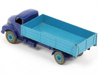 Lot 247 - DINKY TOYS (GB) (1)