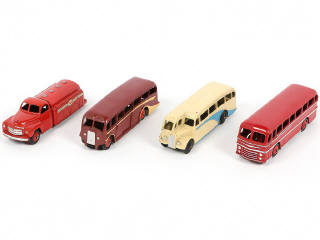 Lot 263 - DINKY TOYS (GB) (4)