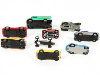 Lot 270 - DIVERS (9)