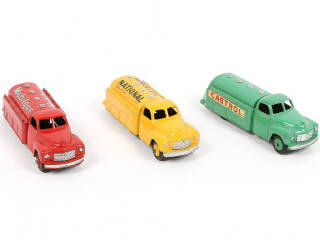 Lot 262 - DINKY TOYS (GB) (3)