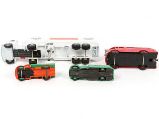 Lot 264 - DINKY TOYS (GB) (4)