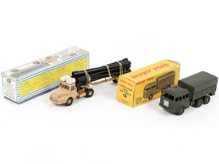 Lot 236 - DINKY TOYS (FRANCE) (2)