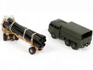 Lot 236 - DINKY TOYS (FRANCE) (2)