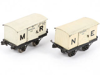 Lot 28 - HORNBY HOBBIES (GB) (2)