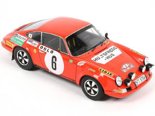 Lot 34 - SPARK (MACAU) (1)