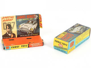 Lot 137 - CORGI TOYS (GB) (1)