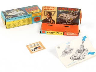 Lot 137 - CORGI TOYS (GB) (1)