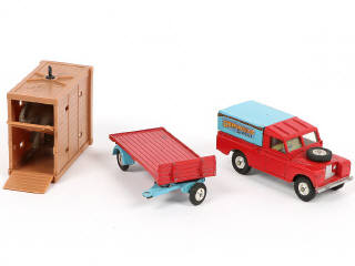 Lot 139 - CORGI TOYS (GB) (1)