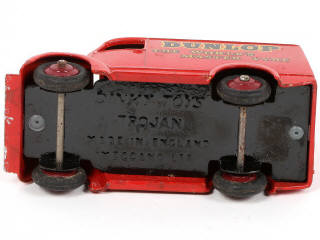 Lot 246 - DINKY TOYS (GB) (1)