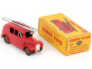 Lot 242 - DINKY TOYS (GB) (1)