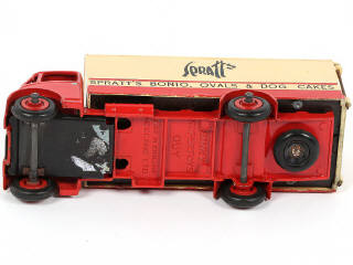 Lot 255 - DINKY TOYS (GB) (1)