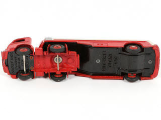 Lot 226 - DINKY TOYS (FRANCE) (1)