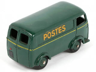 Lot 224 - DINKY TOYS (FRANCE) (1)