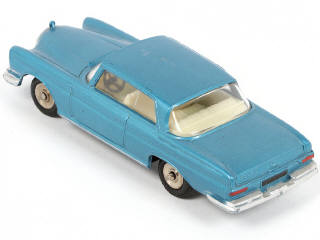 Lot 230 - DINKY TOYS (FRANCE) (1)