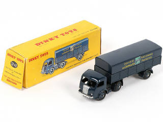 Lot 225 - DINKY TOYS (FRANCE) (1)