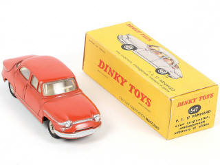 Lot 231 - DINKY TOYS (FRANCE) (1)