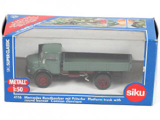 Lot 102 - SIKU (ALLEMAGNE) (3)