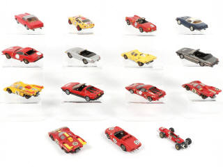 Lot 279 - DIVERS (15)