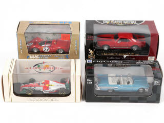 Lot 298 - DIVERS (12)