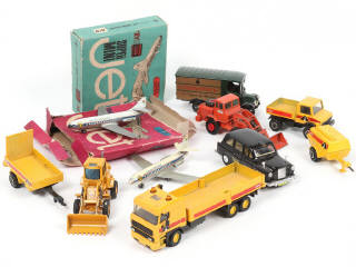 Lot 278 - DIVERS (2)