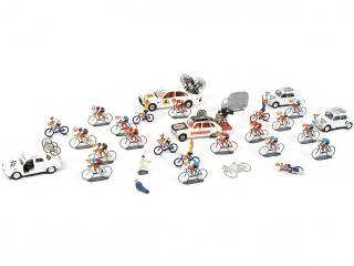 Lot 294 - DIVERS (30)