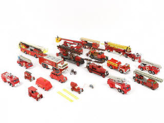 Lot 295 - DIVERS (19)