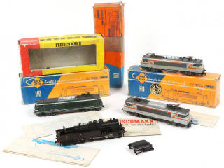 Lot 43 - DIVERS (Ecartement HO) (4)