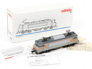 Lot 32 - MÄRKLIN 'HO' (ALLEMAGNE) (1)