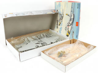 Lot 309 - DIVERS (4)