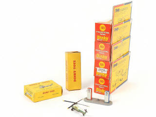 Lot 277 - DINKY TOYS (6)