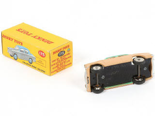 Lot 272 - DINKY TOYS (GB) (1)