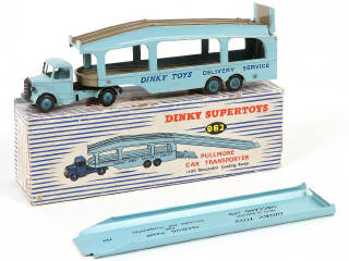 Lot 120 - DINKY TOYS (GB) (1)